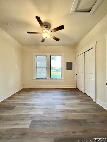 4611 hackberry, San Antonio, TX 78223