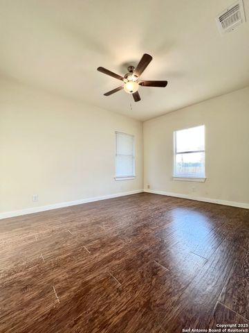 4611 hackberry, San Antonio, TX 78223