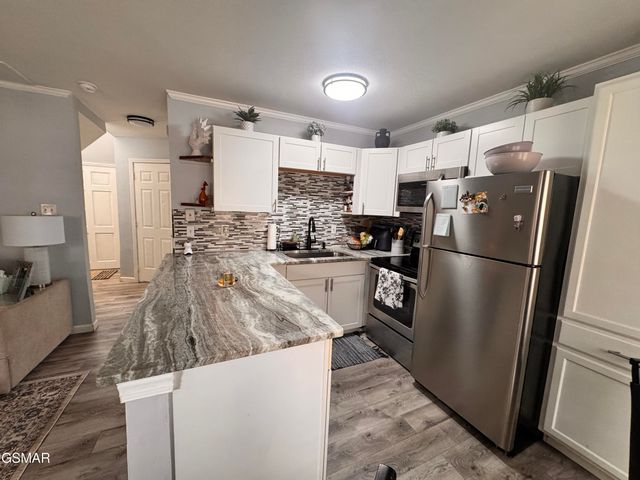 1315 Mountain Meadows Way, Sevierville, TN 37862