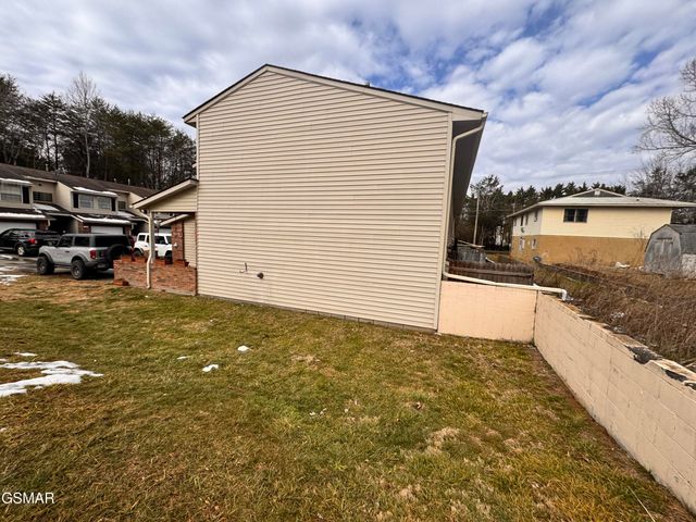 1315 Mountain Meadows Way, Sevierville, TN 37862