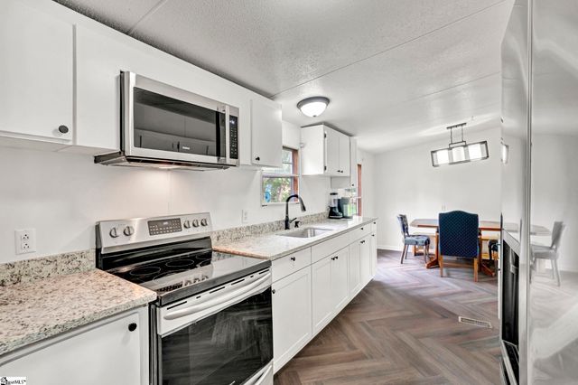 110 Stroup Court, Waterloo, SC 29384