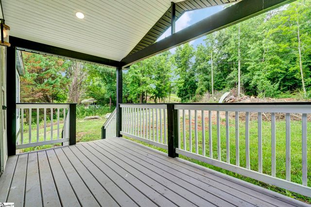 110 Stroup Court, Waterloo, SC 29384