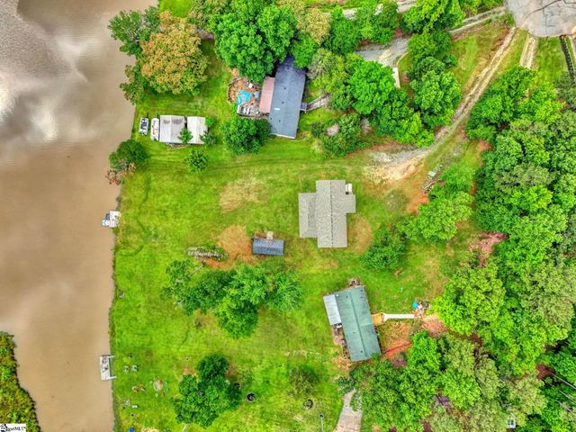 110 Stroup Court, Waterloo, SC 29384