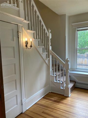 106 W Cheyenne Road, Colorado Springs, CO 80906