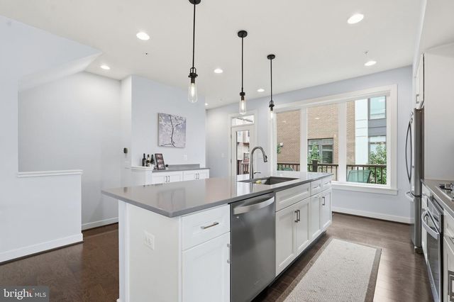 16143 COLUMBUS AVE, Derwood, MD 20855