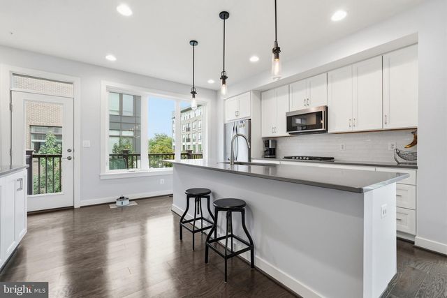 16143 COLUMBUS AVE, Derwood, MD 20855