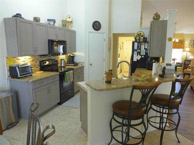 2739 BAYVIEW DRIVE, Eustis, FL 32726