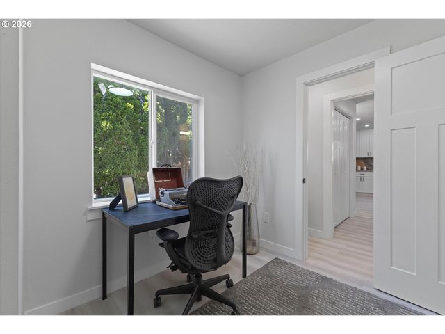 4686 CORNWALL St, West Linn, OR 97068