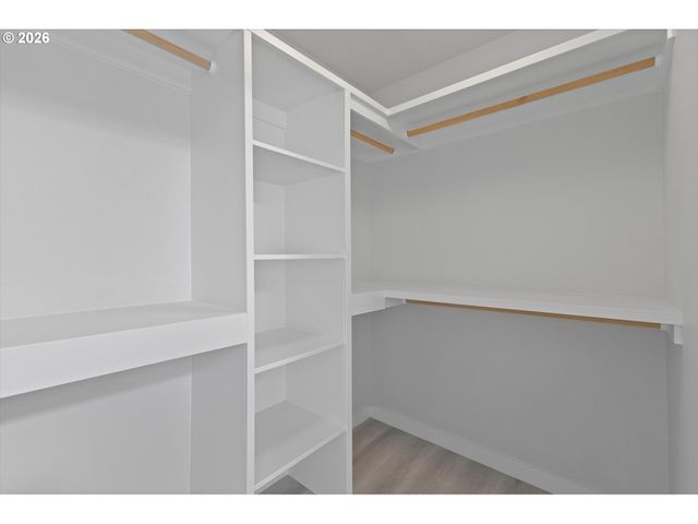 4686 CORNWALL St, West Linn, OR 97068