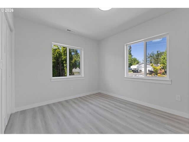4686 CORNWALL St, West Linn, OR 97068