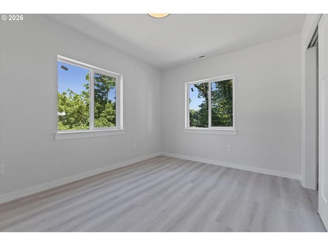 4686 CORNWALL St, West Linn, OR 97068