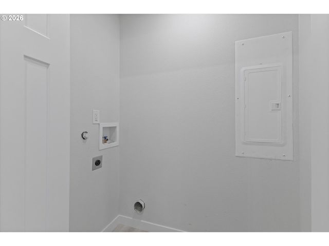 4686 CORNWALL St, West Linn, OR 97068