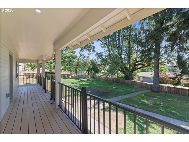 4686 CORNWALL St, West Linn, OR 97068
