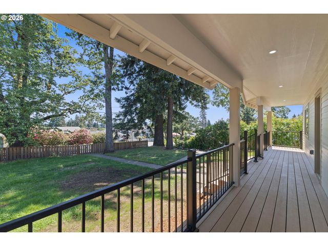 4686 CORNWALL St, West Linn, OR 97068