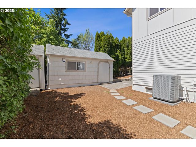 4686 CORNWALL St, West Linn, OR 97068