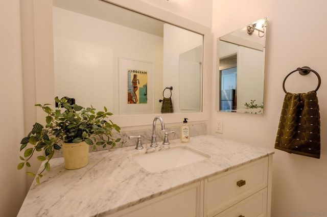 3266 1st Avenue 10, San Diego, CA 92103