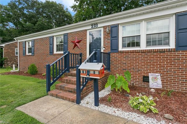 218 Albany DR, Hampton, VA 23666