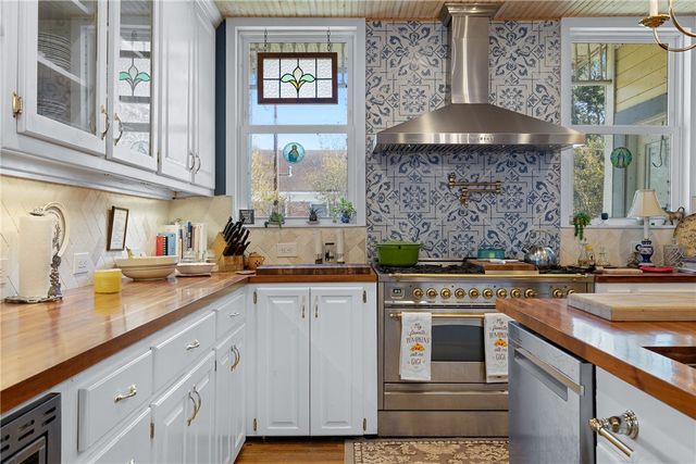 1017 Water Street, Navasota, TX 77868