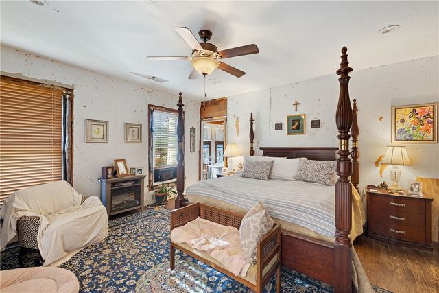 1017 Water Street, Navasota, TX 77868