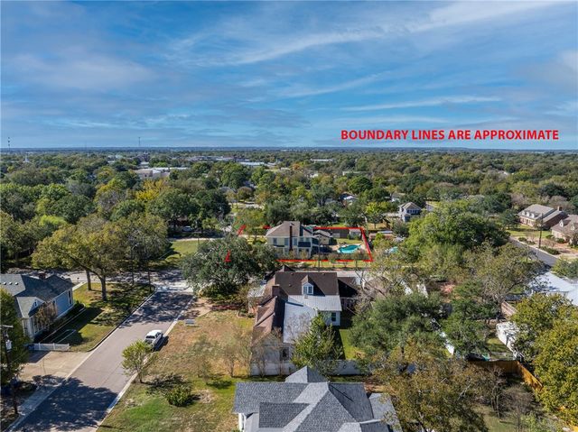 1017 Water Street, Navasota, TX 77868