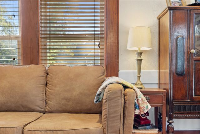 1017 Water Street, Navasota, TX 77868