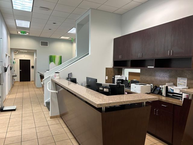 1208 N University Dr, Plantation, FL 33322