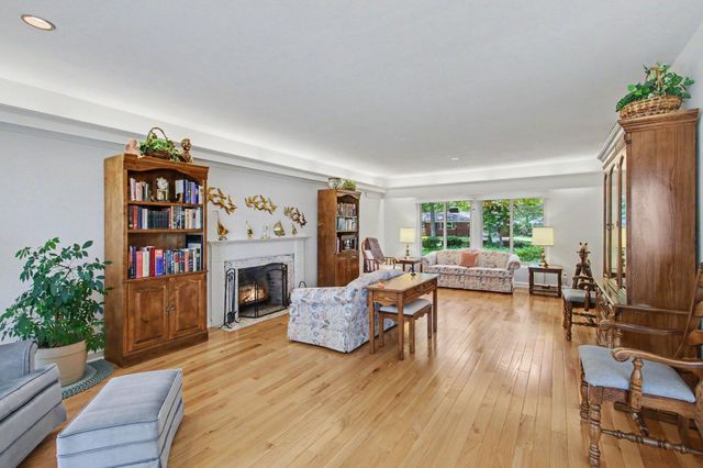 3844 Highgate Road, Norton Shores City, MI 49441