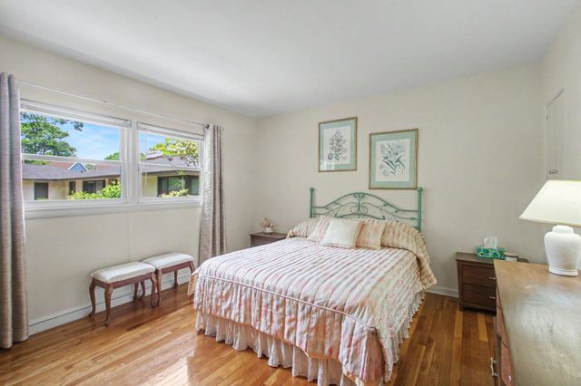 3844 Highgate Road, Norton Shores City, MI 49441