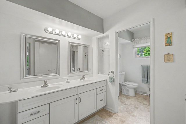 3844 Highgate Road, Norton Shores City, MI 49441