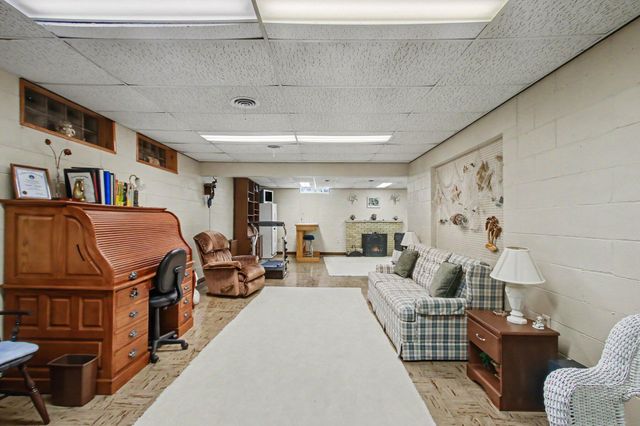 3844 Highgate Road, Norton Shores City, MI 49441