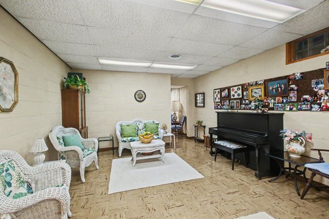 3844 Highgate Road, Norton Shores City, MI 49441