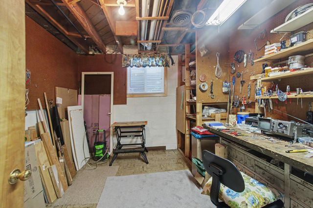 3844 Highgate Road, Norton Shores City, MI 49441