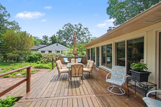 3844 Highgate Road, Norton Shores City, MI 49441