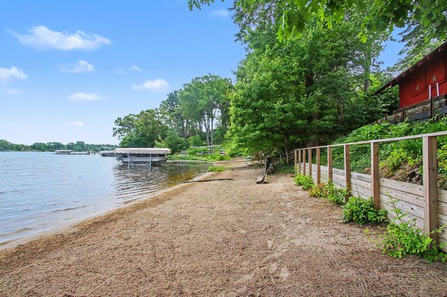 3844 Highgate Road, Norton Shores City, MI 49441
