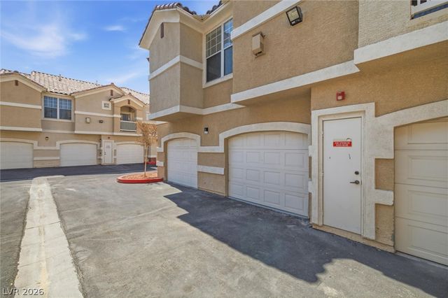 5855 Valley Drive 1022, North Las Vegas, NV 89031