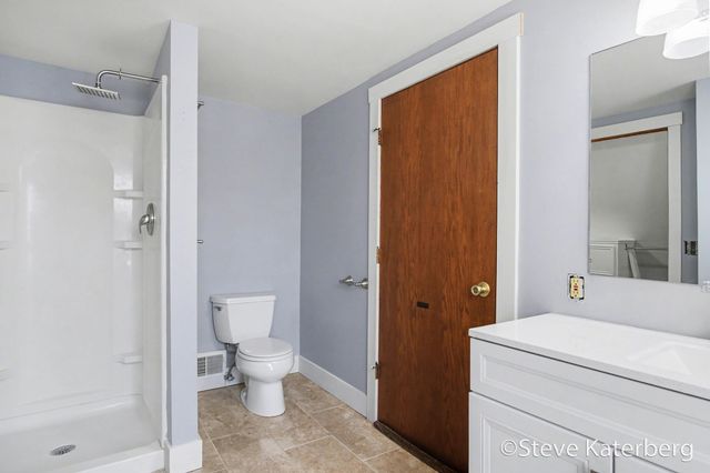 2641 Forest Grove Avenue SW, Wyoming, MI 49519