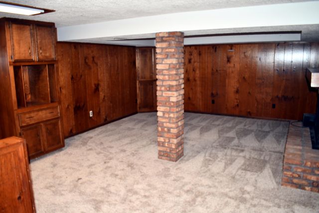 2641 Forest Grove Avenue SW, Wyoming, MI 49519