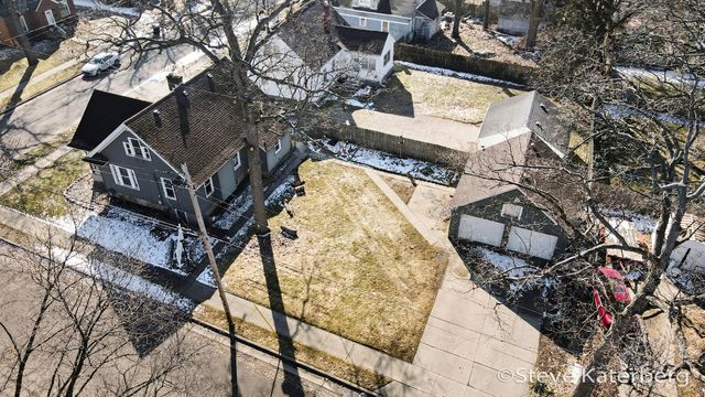 2641 Forest Grove Avenue SW, Wyoming, MI 49519