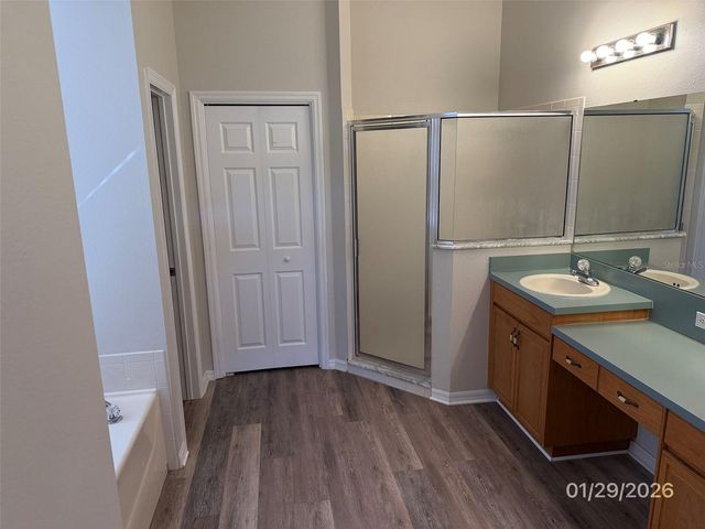 2611 VINEDALE AVENUE, Valrico, FL 33596