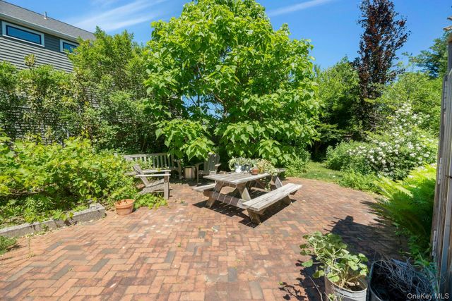 1100 7th Street, Greenport, NY 11944