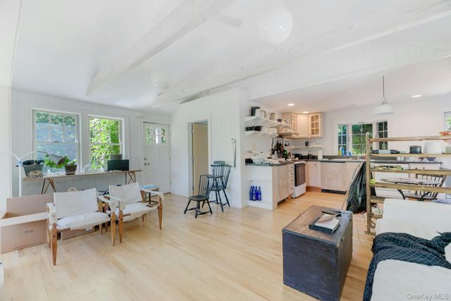 1100 7th Street, Greenport, NY 11944