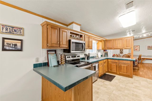 10245 Northlake Circle, Kemp, TX 75143
