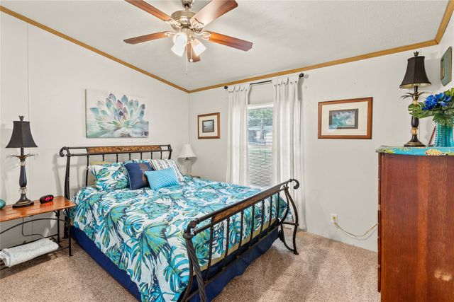 10245 Northlake Circle, Kemp, TX 75143