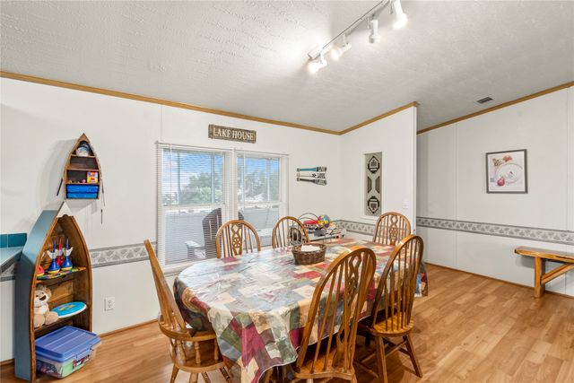 10245 Northlake Circle, Kemp, TX 75143