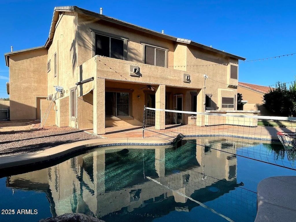 3235 E DEVONSHIRE Court, Gilbert, AZ 85297