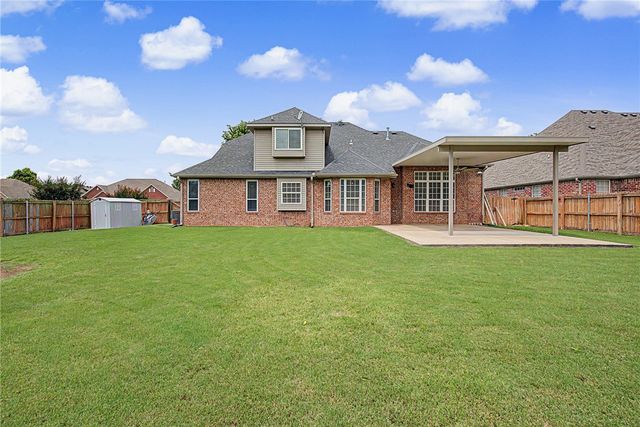 5503 Bent Tree Drive, Rogers, AR 72758