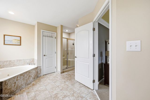 13108 Saratoga Springs Pl, Louisville, KY 40299