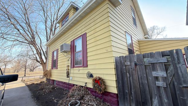 34 S Terrace N, Fargo, ND 58102