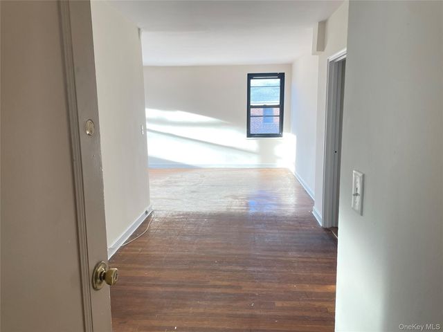 141 E Hartsdale Avenue 2A, Hartsdale, NY 10530