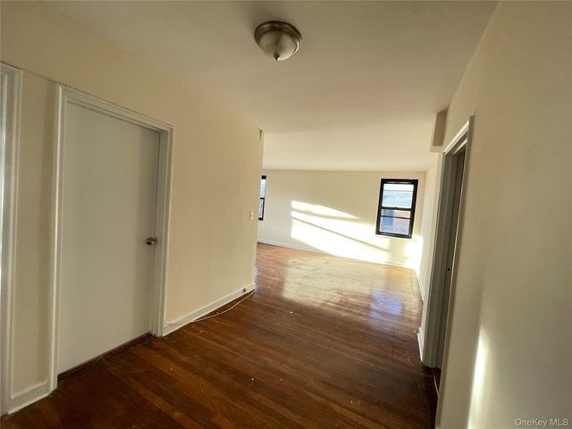 141 E Hartsdale Avenue 2A, Hartsdale, NY 10530